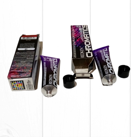 Redken Chromatics 2 x Permanent Ammonia-free Hair Color Dark Violet/ Red Blonde - Picture 9 of 16